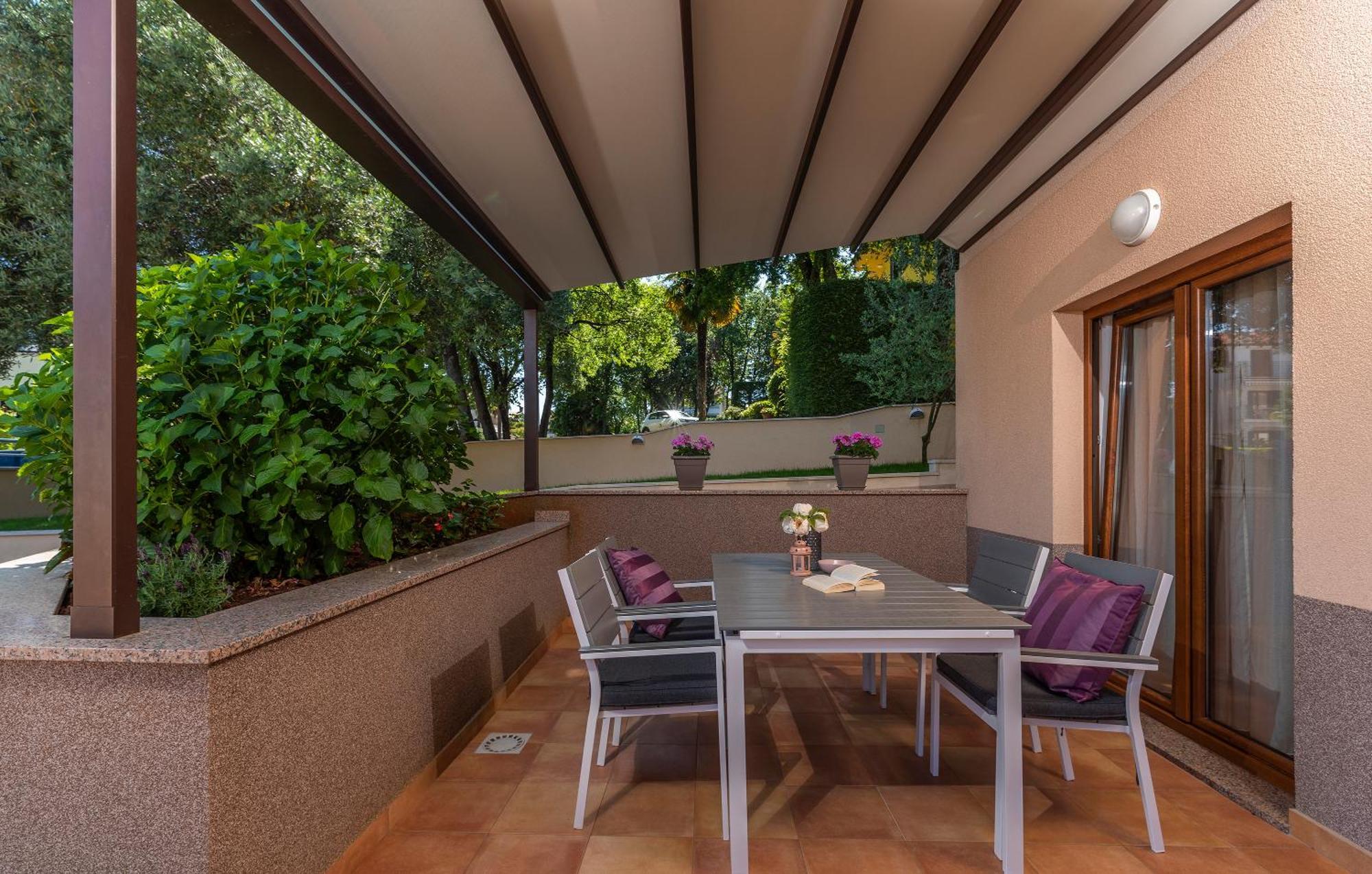 Apartments Villa Ana Poreč Eksteriør billede