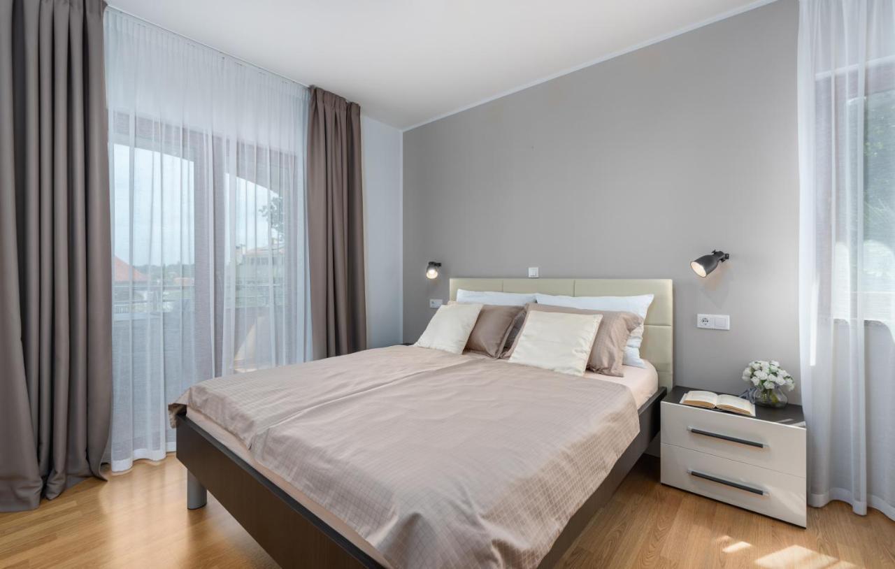 Apartments Villa Ana Poreč Eksteriør billede