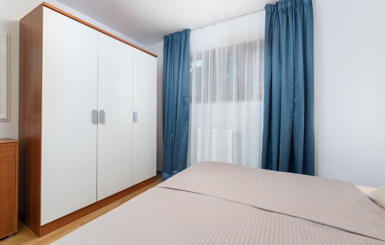 Apartments Villa Ana Poreč Eksteriør billede