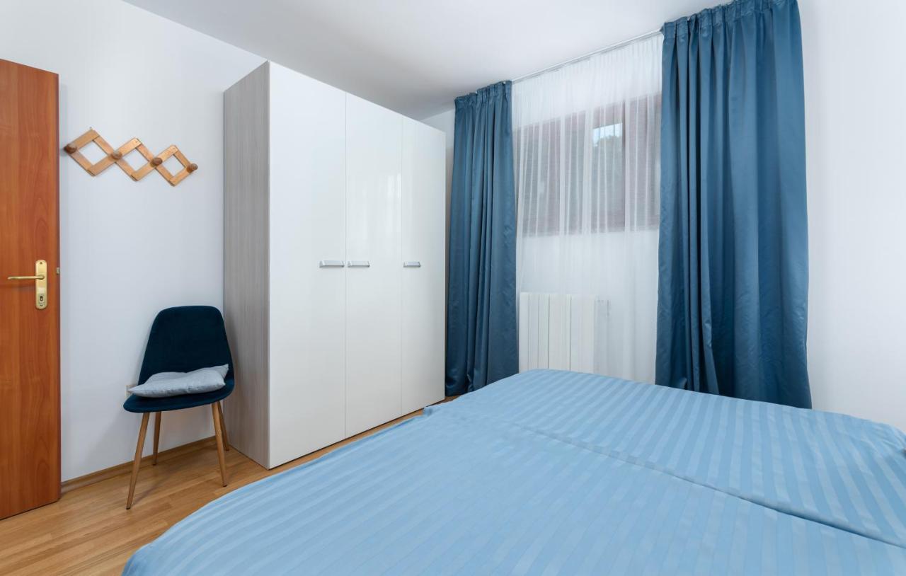 Apartments Villa Ana Poreč Eksteriør billede