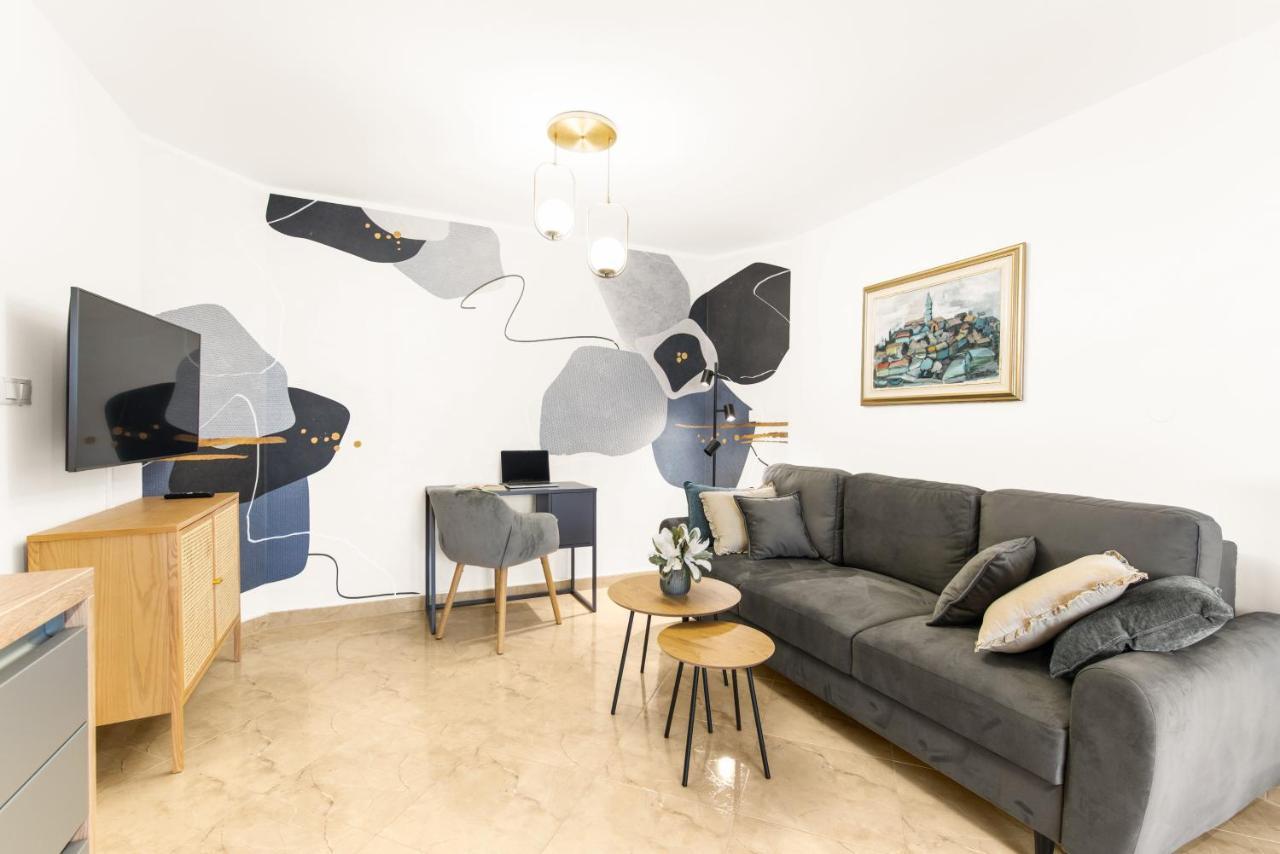 Apartments Villa Ana Poreč Eksteriør billede