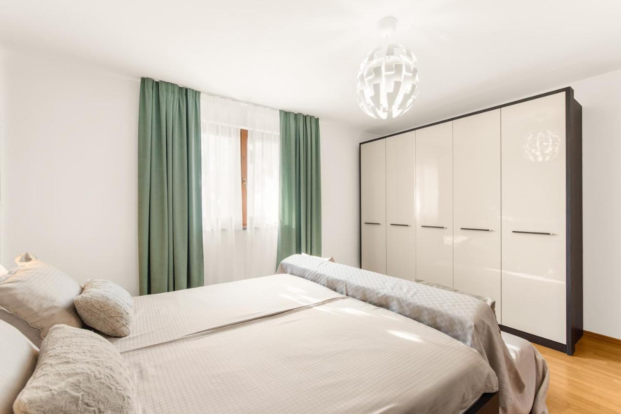 Apartments Villa Ana Poreč Eksteriør billede