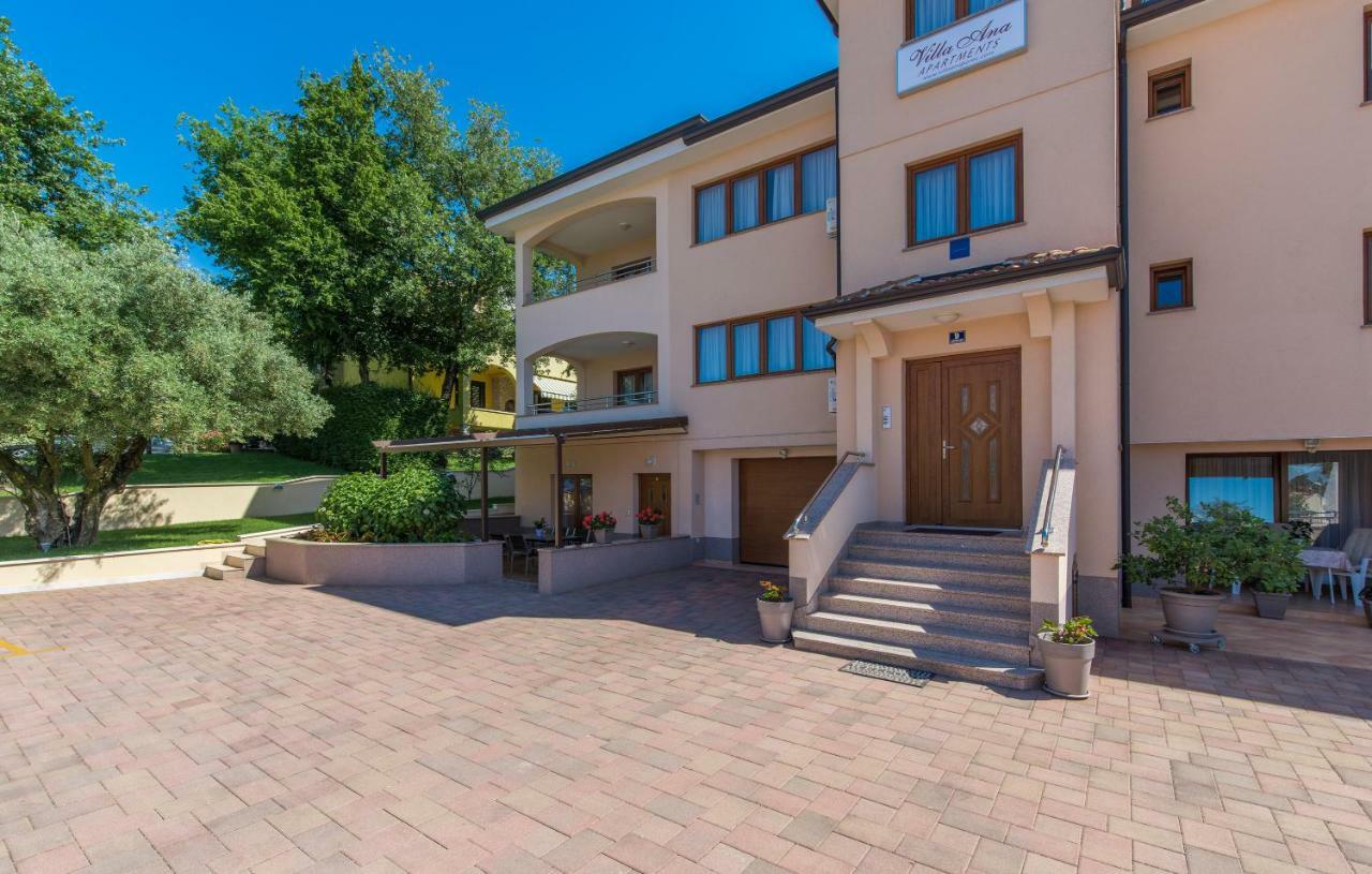 Apartments Villa Ana Poreč Eksteriør billede